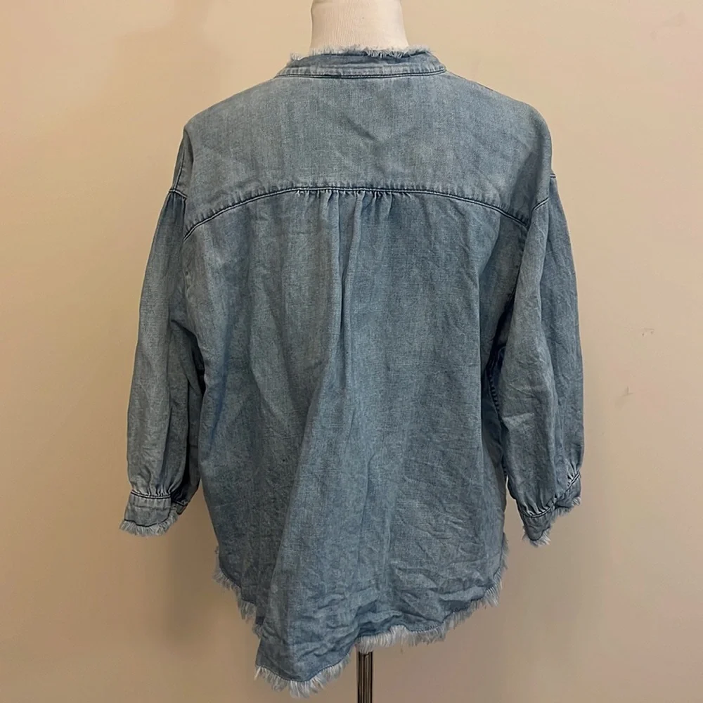 Anthropologie Holding Horses Frayed Denim Henley Size Medium - Picture 5 of 5